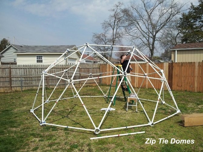 Geodome Insulated Greenhouse Kit