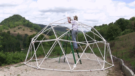 Click to see How to Build a 16' 2 Frequency Geodesic Dome video